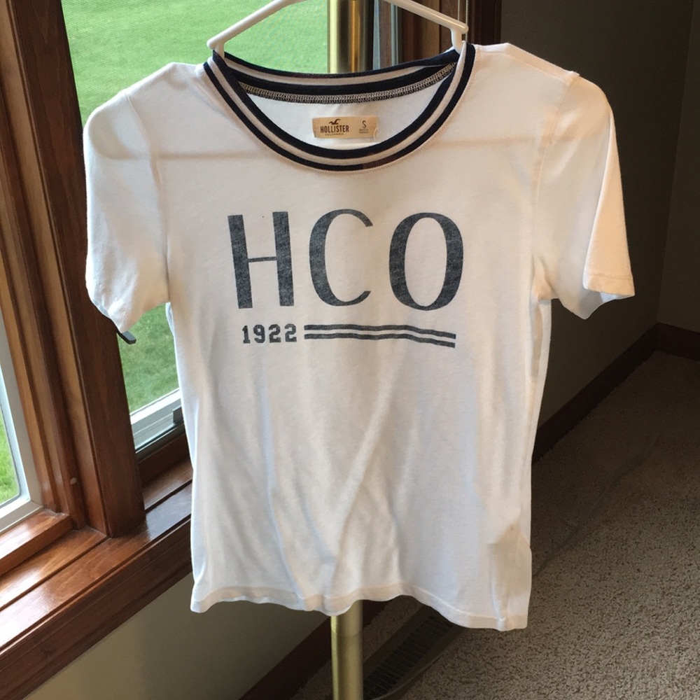 Hollister shirt